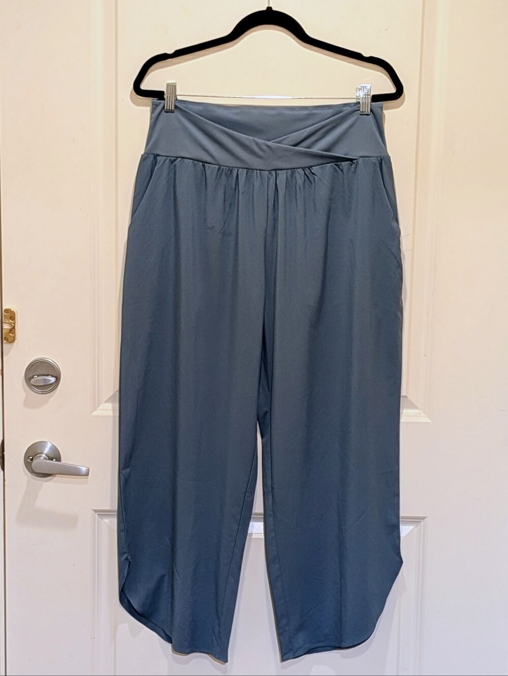 EUC Halara L Slate Blue Crossover Waistband Crop Length Wide Leg Pants